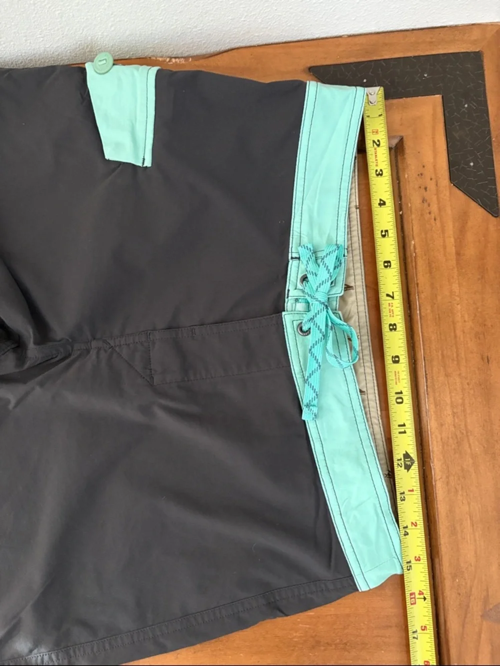 Patagonia Gray Board Shorts with Aqua Waistband Size 30
